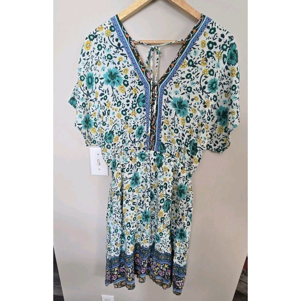 Gigo USA Flowy Flirty Boho Floral Print Dress Medium